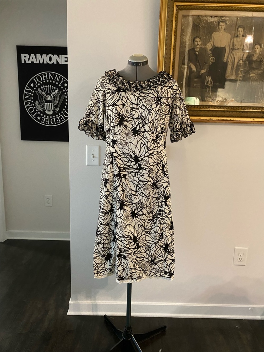 1960s Vintage Black & White Floral Midi Dress